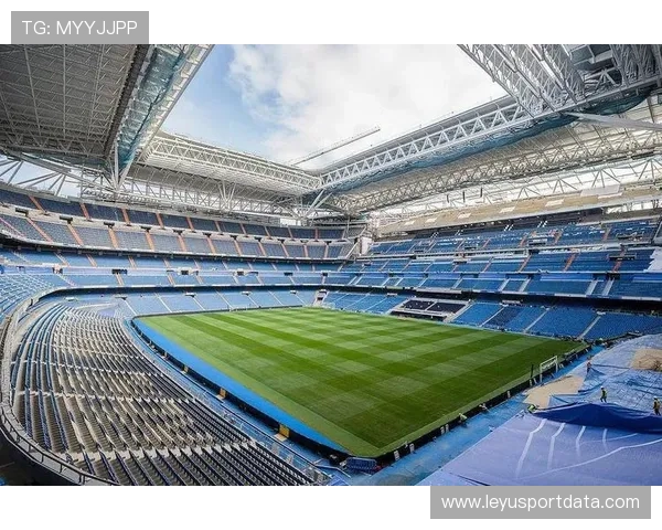 多家德甲俱乐部启动球场翻新计划,提升观赛体验 多家德甲俱乐部启动球场翻新计划,提升观赛体验